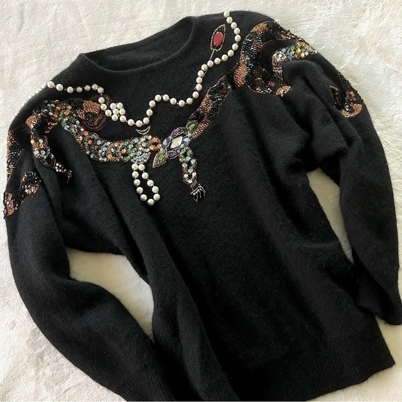 VINTAGE Carducci Jeweled Embroidered Rhinestones Lambswool Sweater - Picture 1 of 4